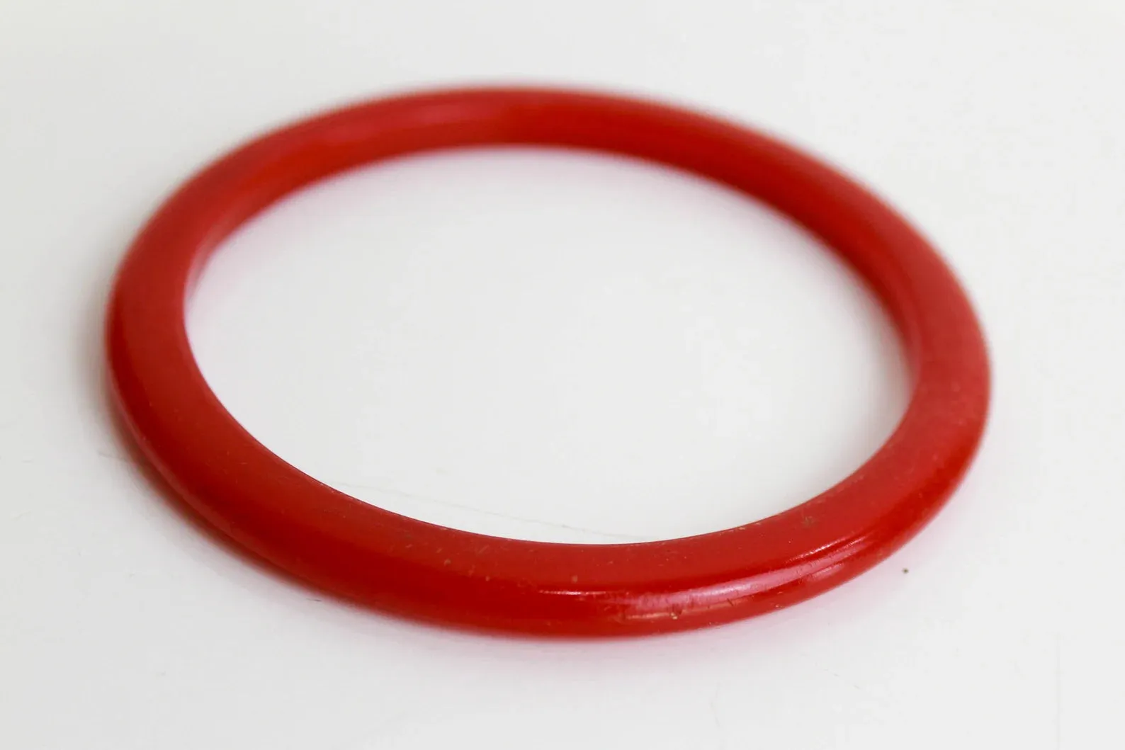 1940s Red Bakelite Bangle Bracelet