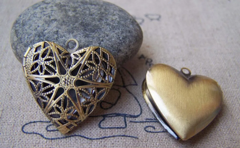 6 pcs Antique Bronze Brass Filigree Heart Photo Locket 25mm A3549