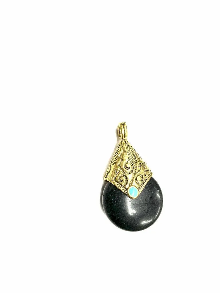 Black Metal Cap Pendant