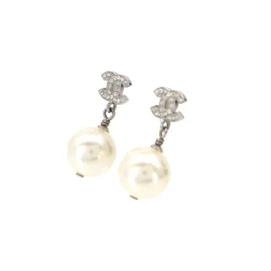 CHANEL Cocomark Fake Pearl Rhinestone Earrings Swing Silver A20V Accessories