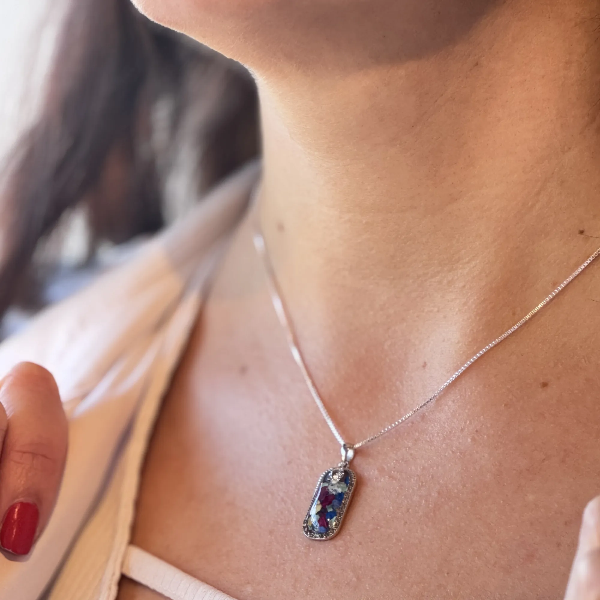 Graceful Remembrance Pendant