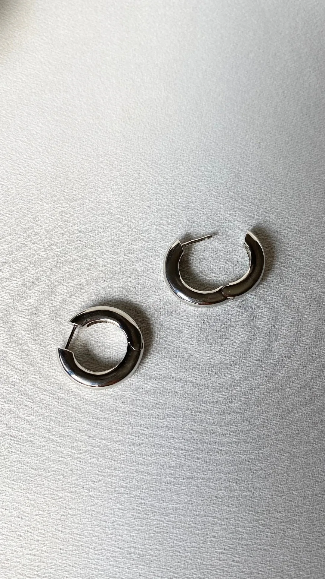 Haley Hoops Small Silver