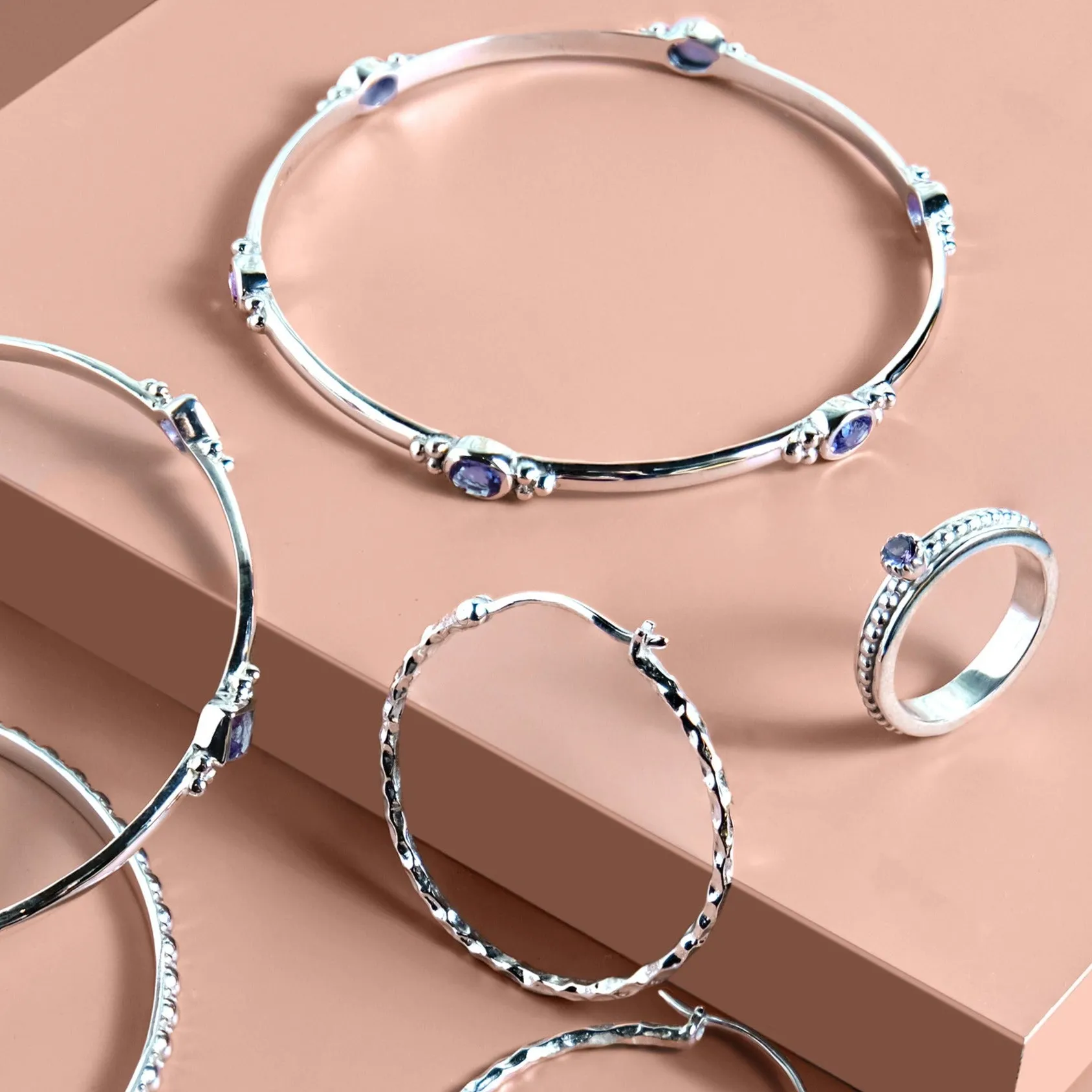 Holi Jewel Bangle - Tanzanite