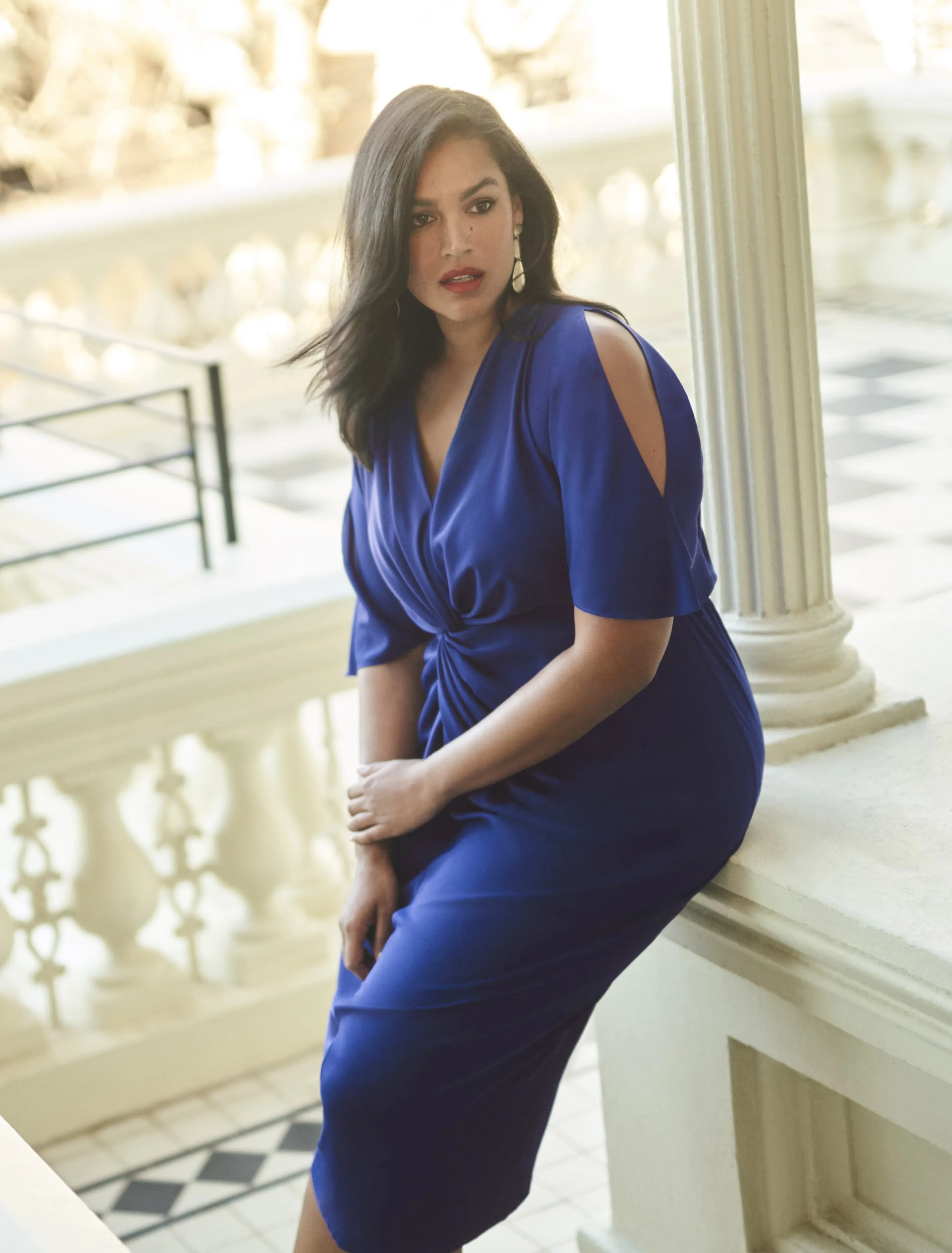 Nora Twist Cold Shoulder Curve Dress