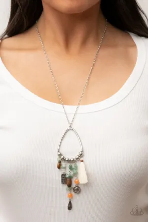 Paparazzi Necklace ~ Listen to Your Soul - Green