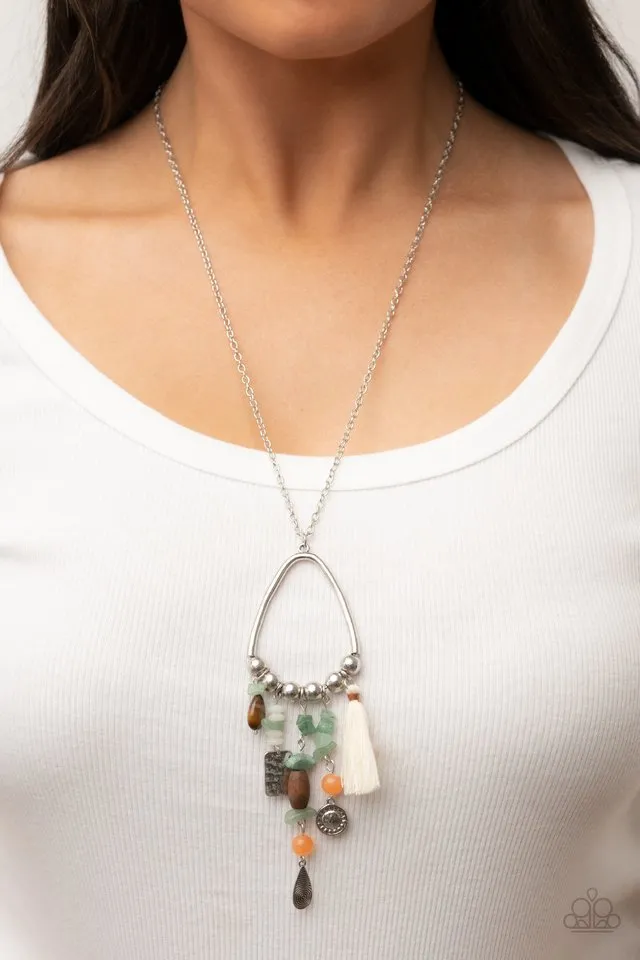 Paparazzi Necklace ~ Listen to Your Soul - Green