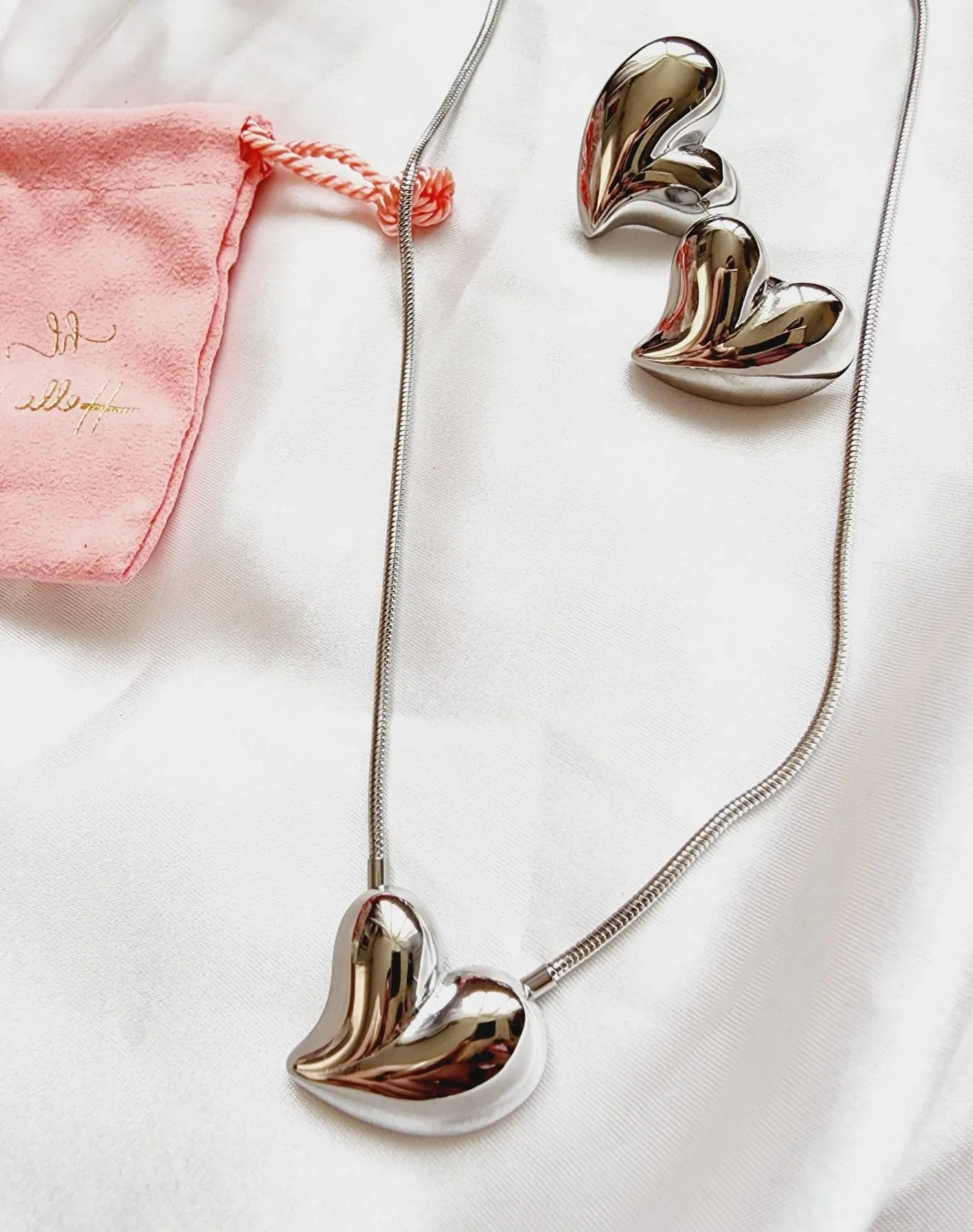 Queen of Hearts Silver Bundle