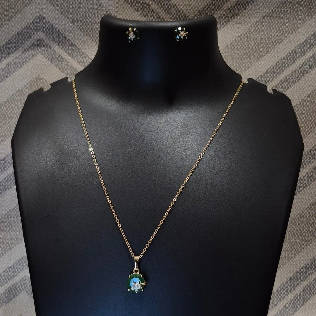 Royal green necklace with emerald pendant and ear tops for Girls women others