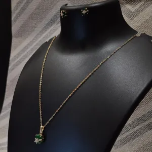 Royal green necklace with emerald pendant and ear tops for Girls women others
