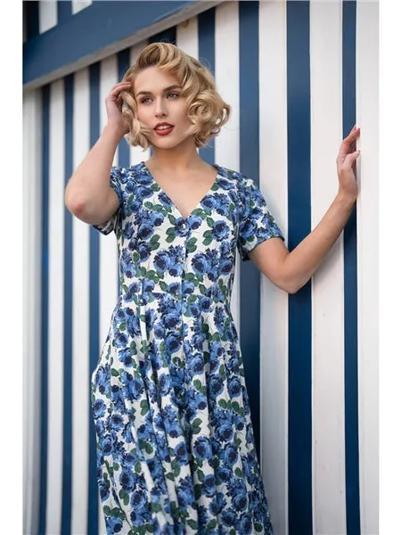 Shana Pretty Roses Swing Dress by Collectif