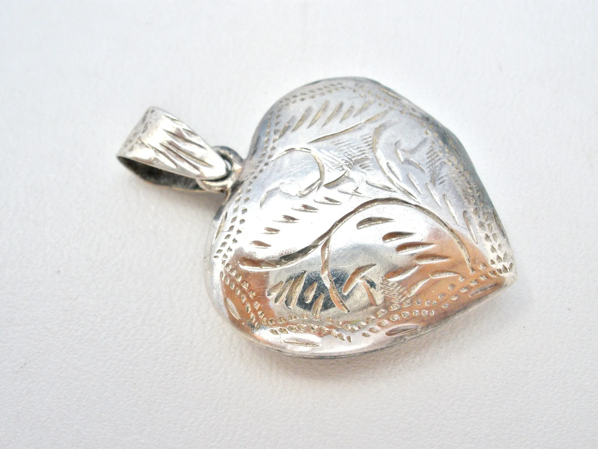 Sterling Silver Picture Heart Locket Necklace Pendant
