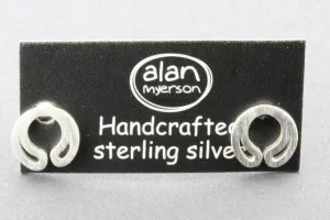 stretch curve stud