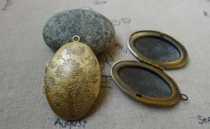 Tree Lockets Antique Bronze Oval Photo Locket A5450