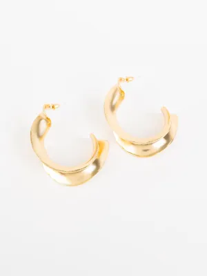 Twisted Curve Earrings