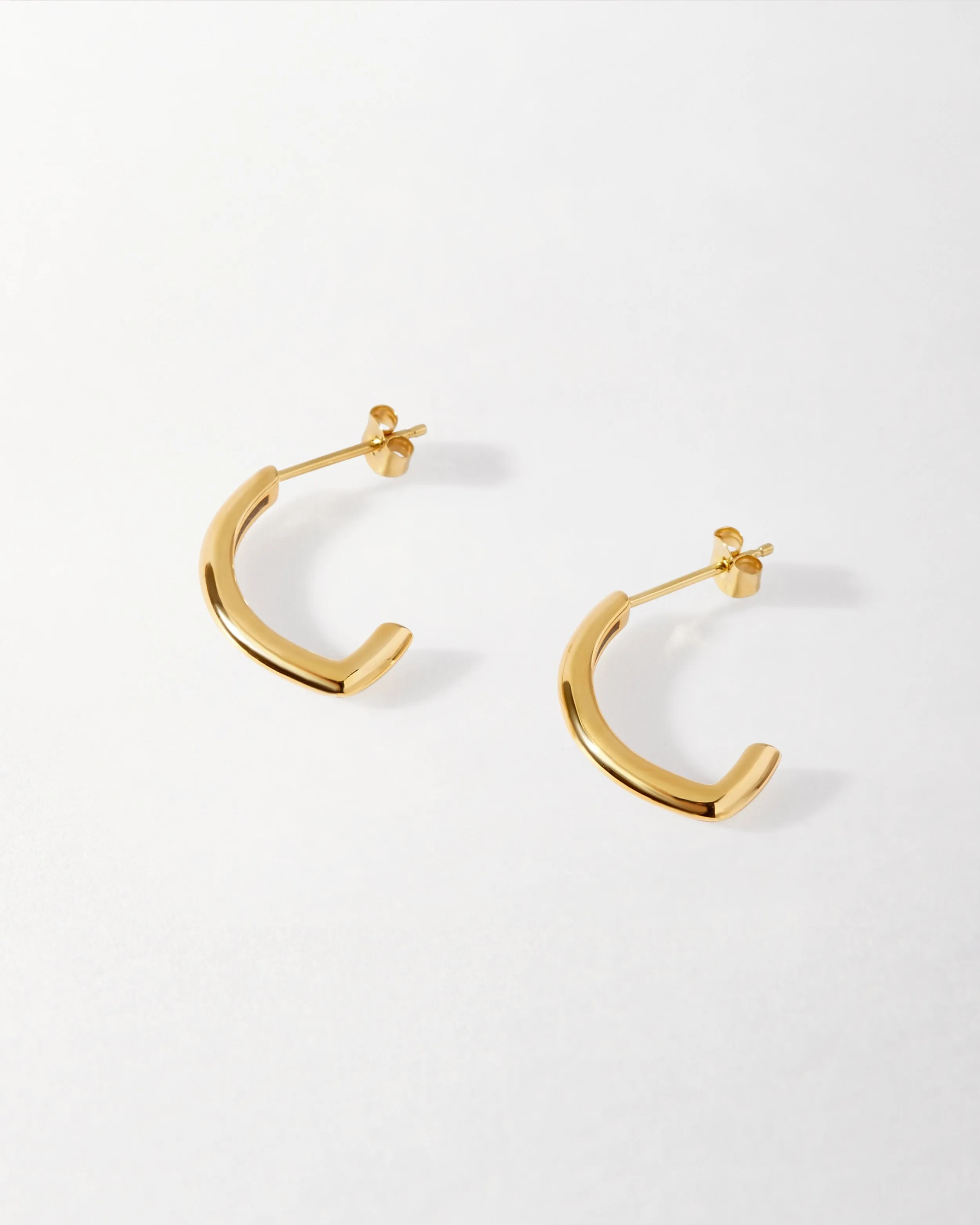 Victoria Gold Hoop Earrings