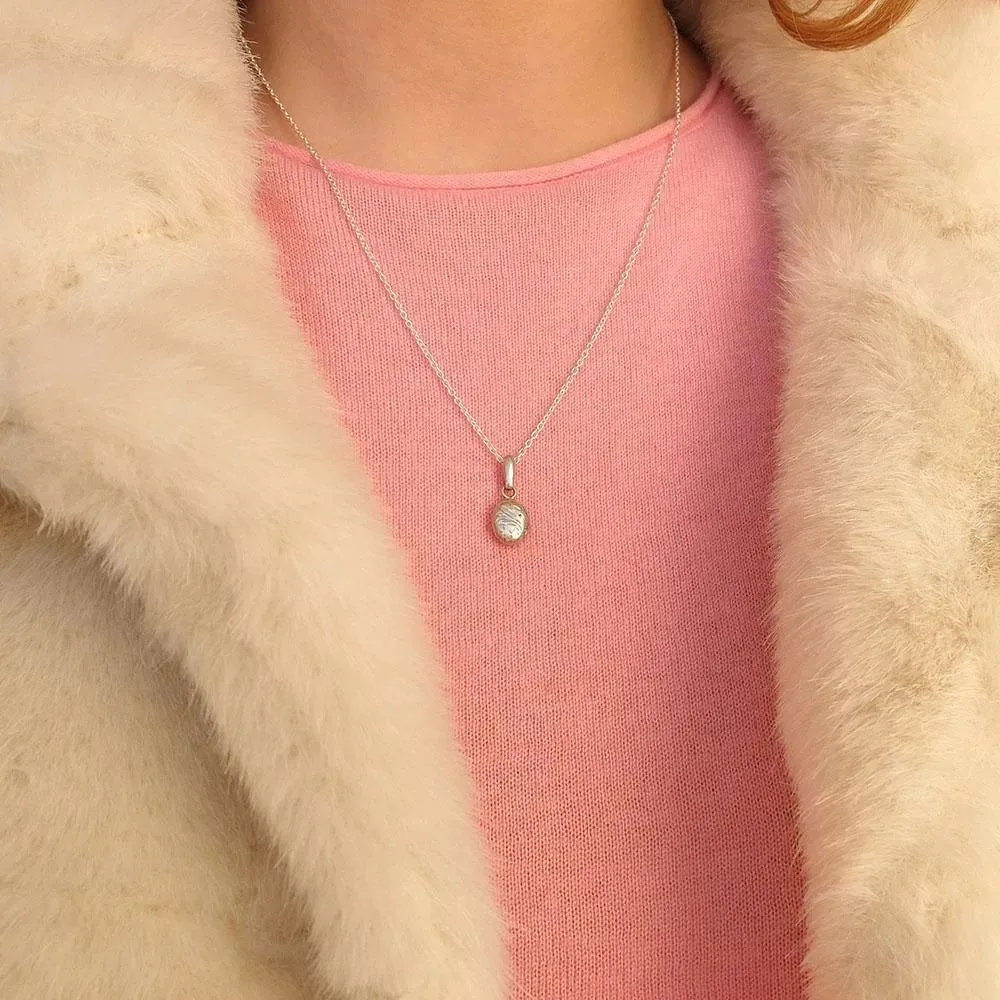 Vintage 1970s Mini Sterling Silver Locket Necklace